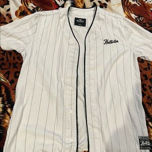 Hollister baseball jersey style button up!